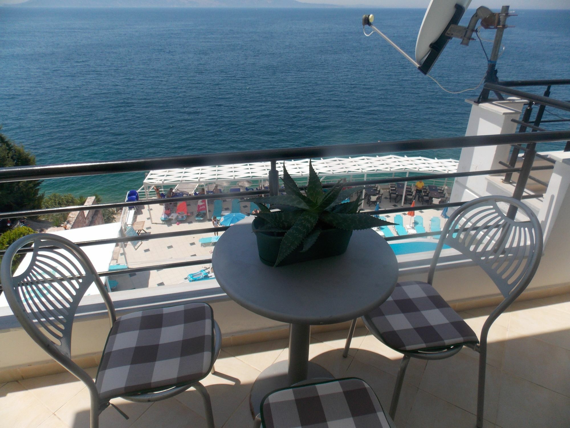 Berti Apartments Saranda Zewnętrze zdjęcie